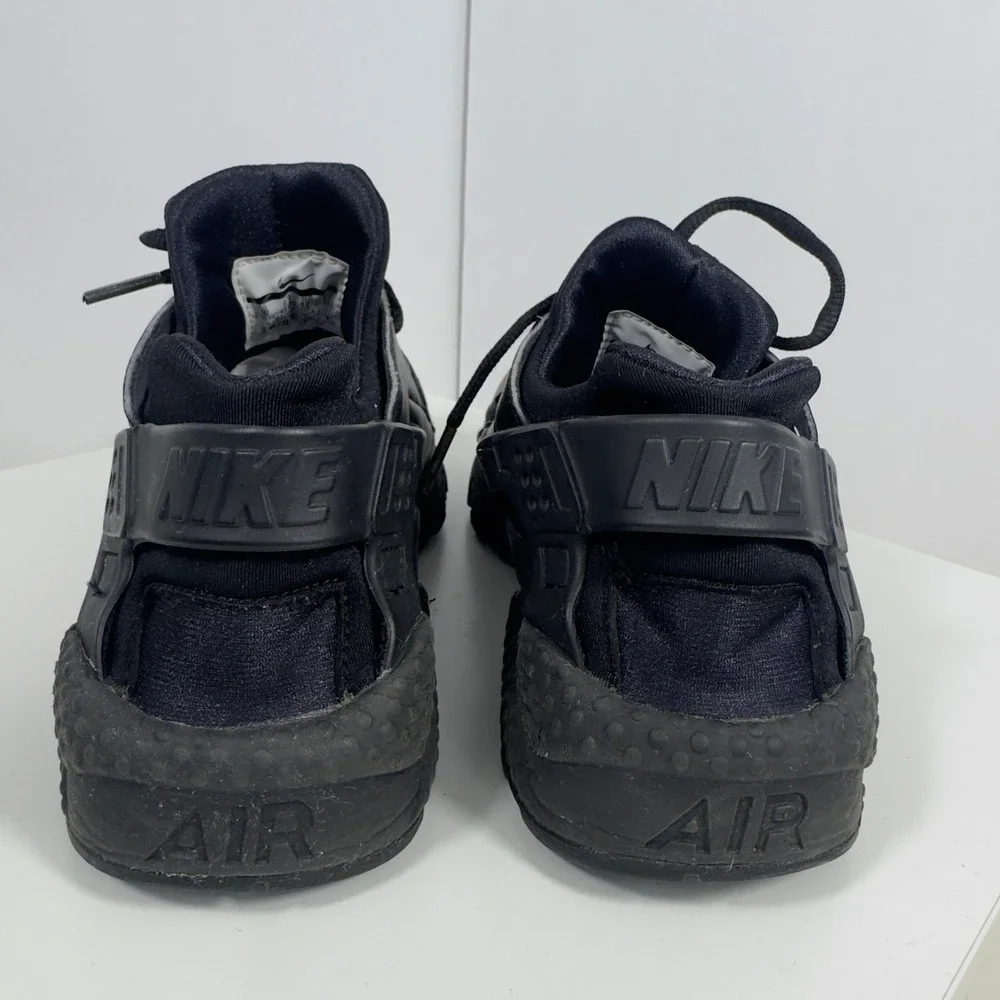 Nike Air Huarache Run Women Size 10 Triple Black Athletic Running Shoes Sneakers